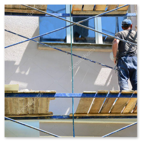 Fassadenschutz: Rissreparatur und Beschichtung an Mehrfamilienhaus